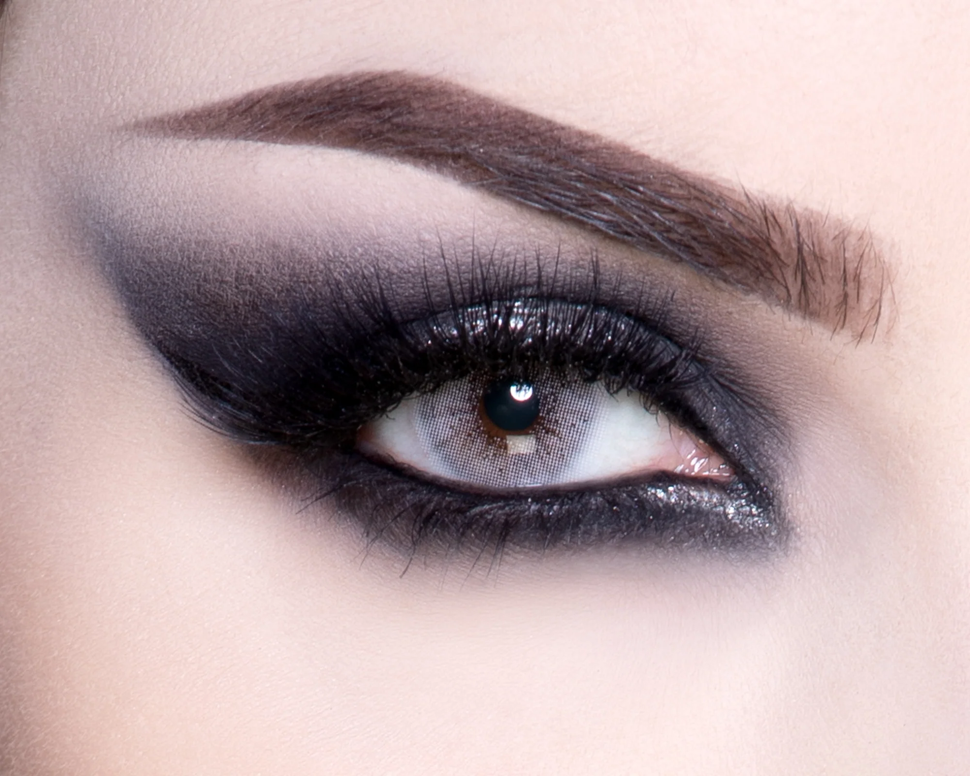 Cotton Series Snow White Contacts - Image 5