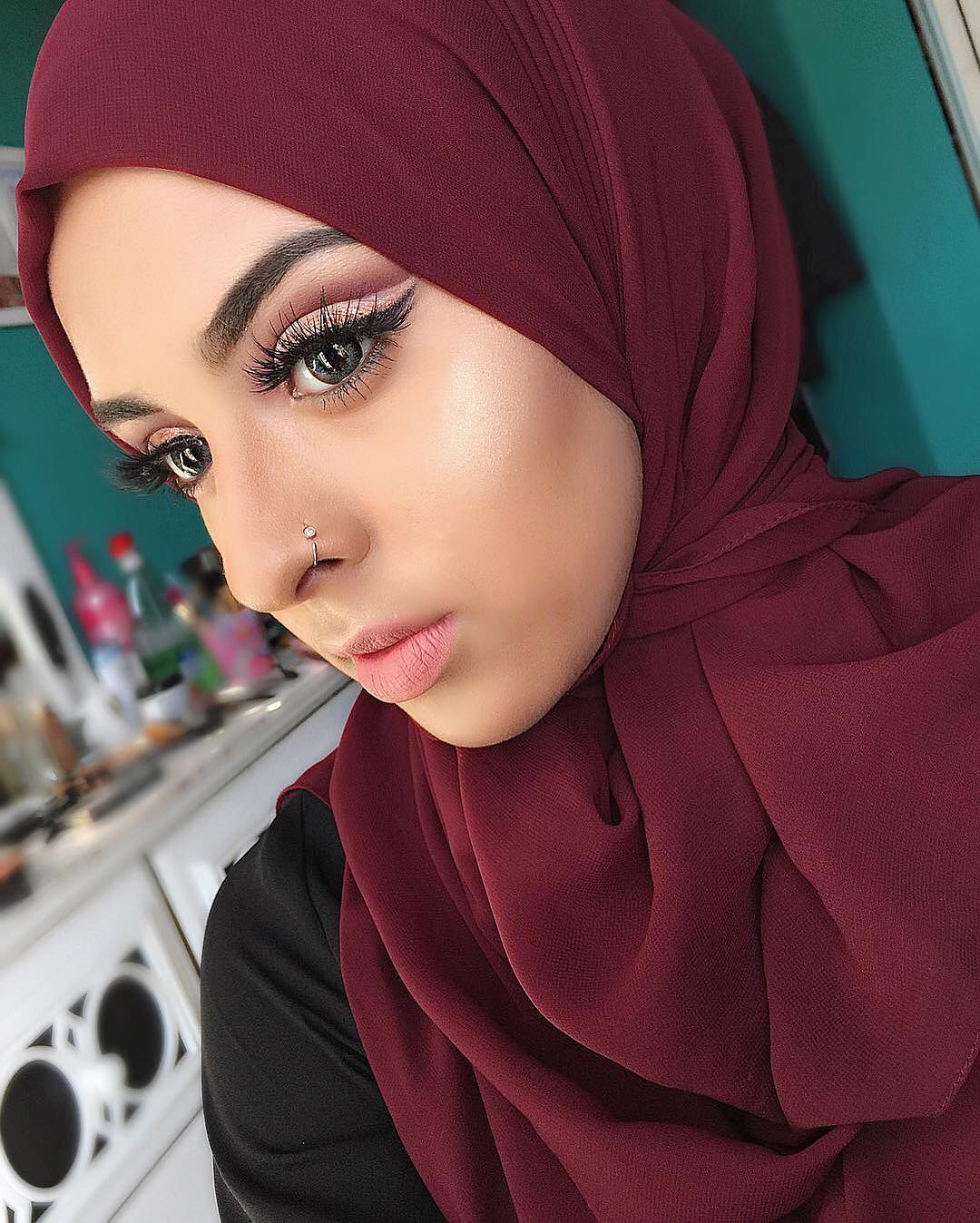 Natsumi Grey Contacts for Astigmatism - Image 9